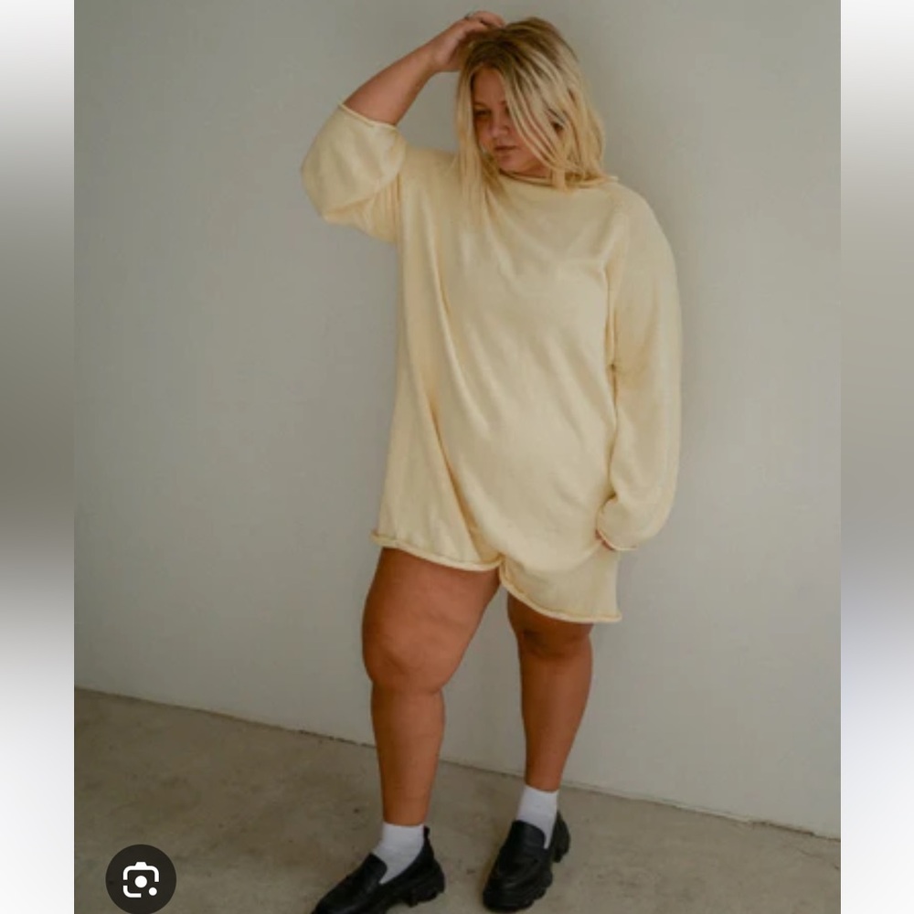 BRAND NEW SONDERHAUS Jeanie Butter Romper